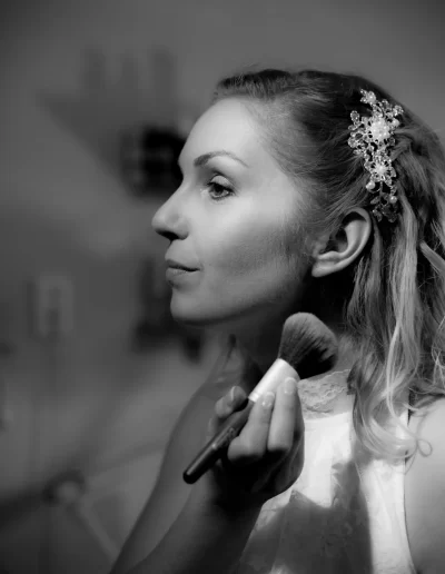 esküvői smink fekete fehérben